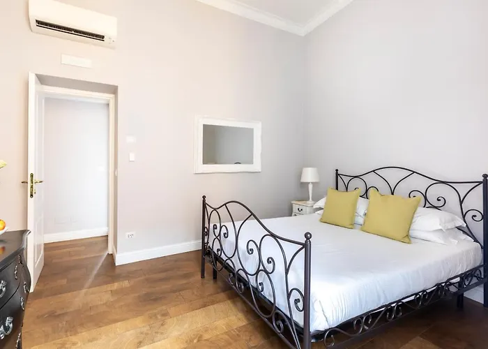 Guest house Spagna Art & - Ca Domus Collection 4*